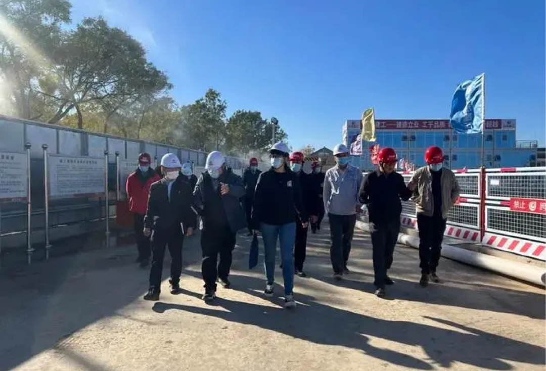 宏润声学助力首都“科技会客厅” 打造中关村论坛永久会址主会场一流室内会议声环境 宏润声学助力首都“科技会客厅” 打造中关村论坛永久会址主会场一流室内会议声环境